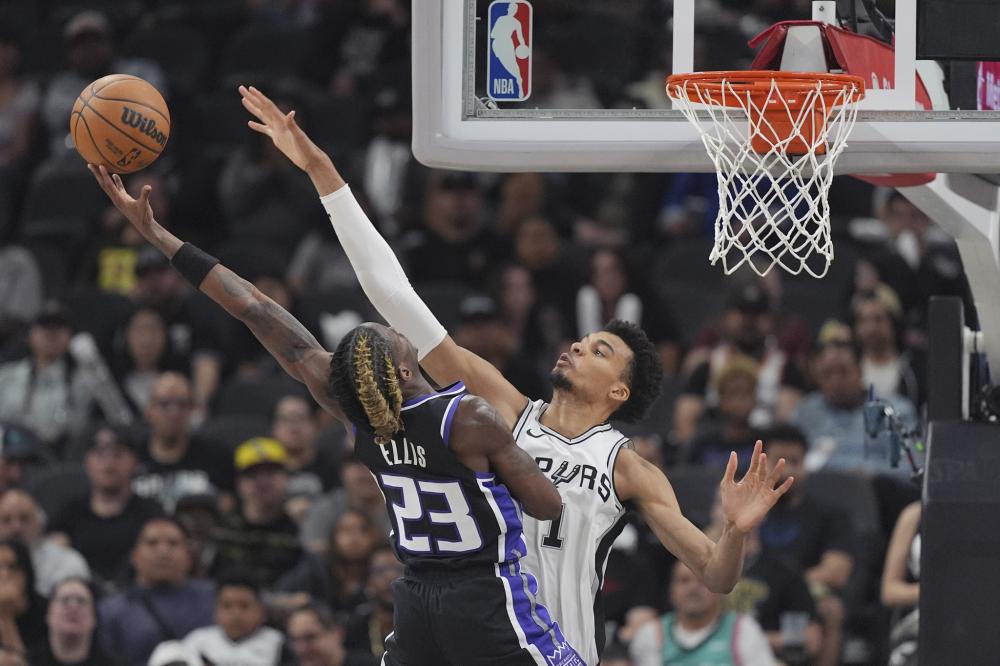 马竞中后场 马竞中后场