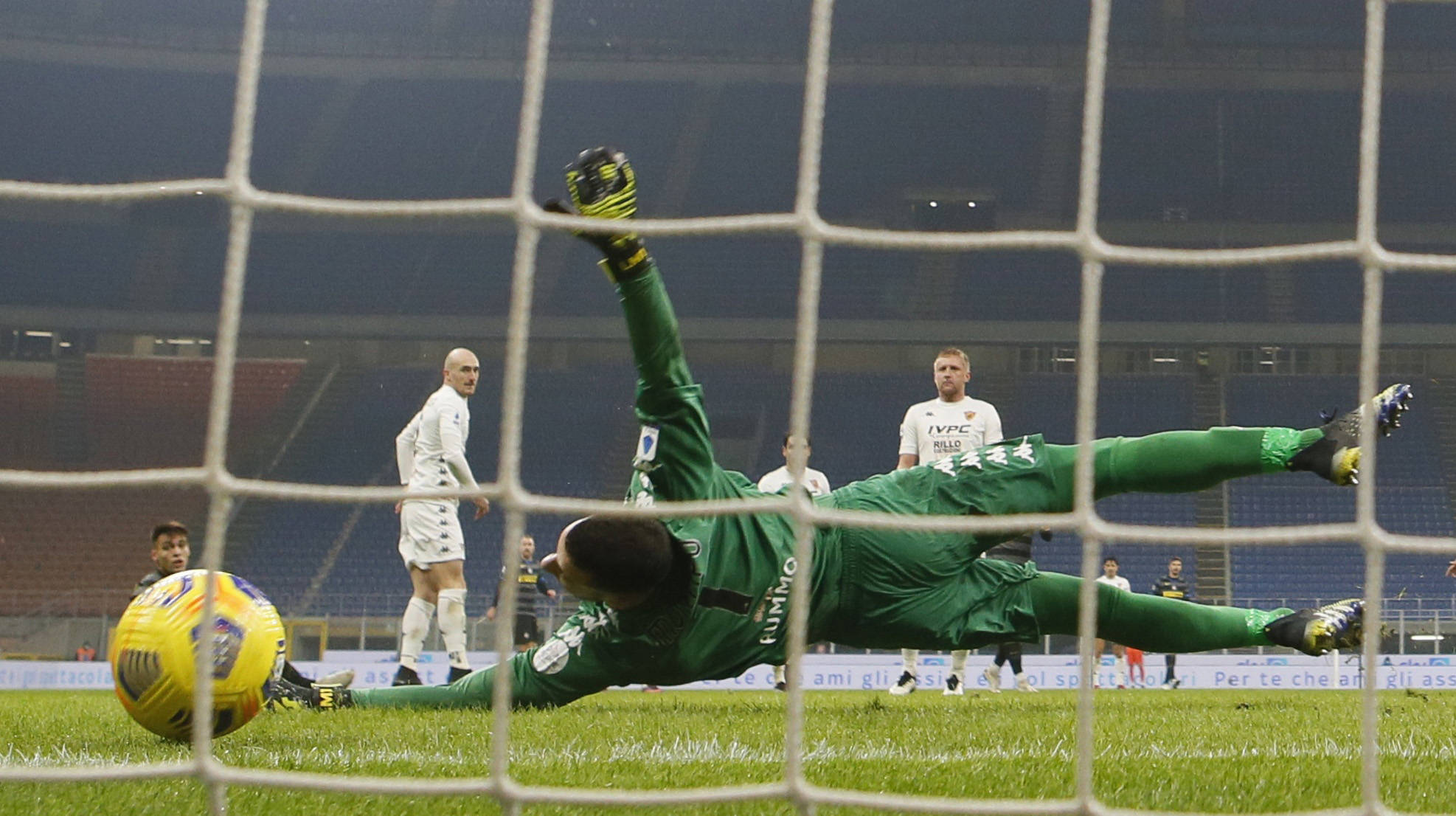 媒提前与球 媒提前与球